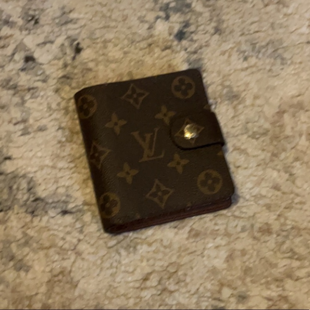 Louis Vuitton Wallet